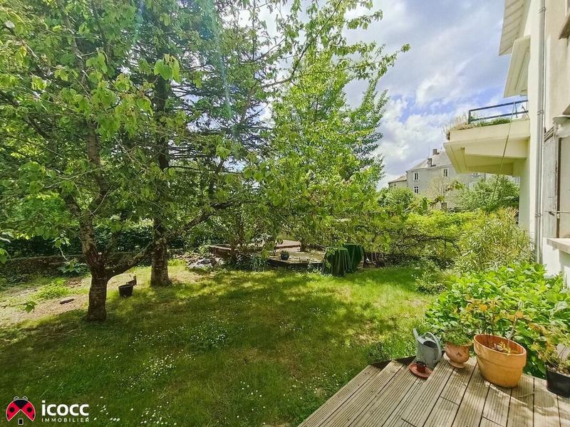 Immeuble - 175 m² - 7 pièces