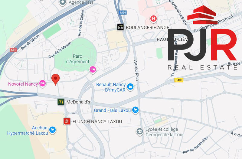 Local commercial - 1 500 m²