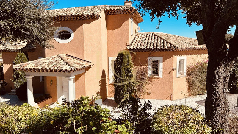 Villa - 147 m² - 5 pièces