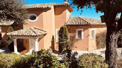 Villa - 147 m² - 5 pièces