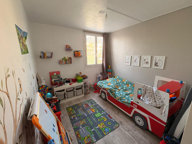 Appartement - 72 m² - 4 pièces