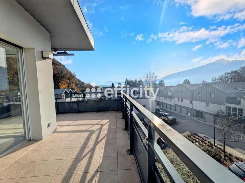 Appartement - 77 m² - 4 pièces