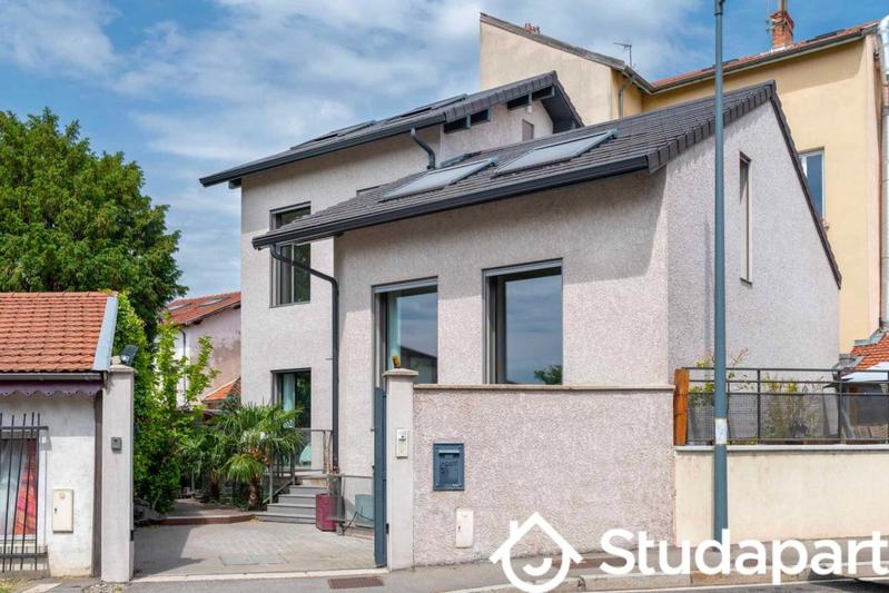 Chambre - 12 m² - 1 pièce