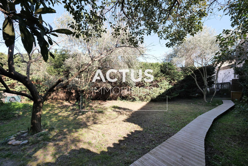 Maison - 144 m² - 6 pièces