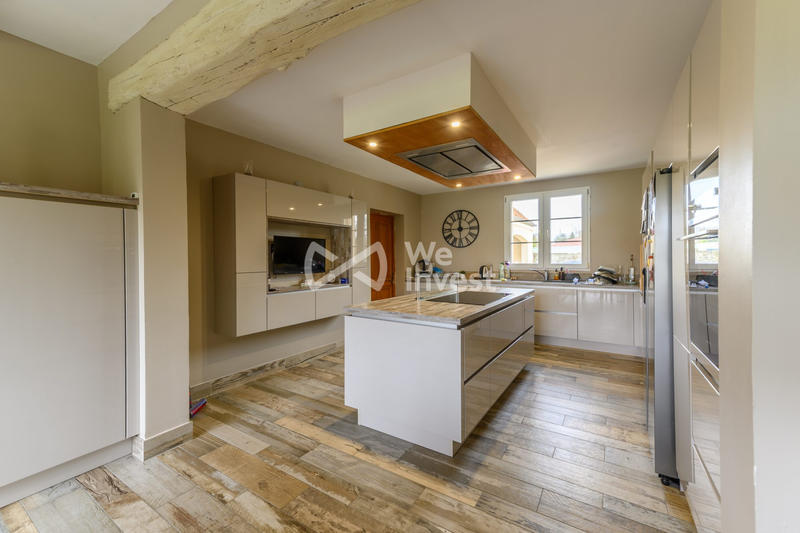 Villa - 427 m² - 14 pièces