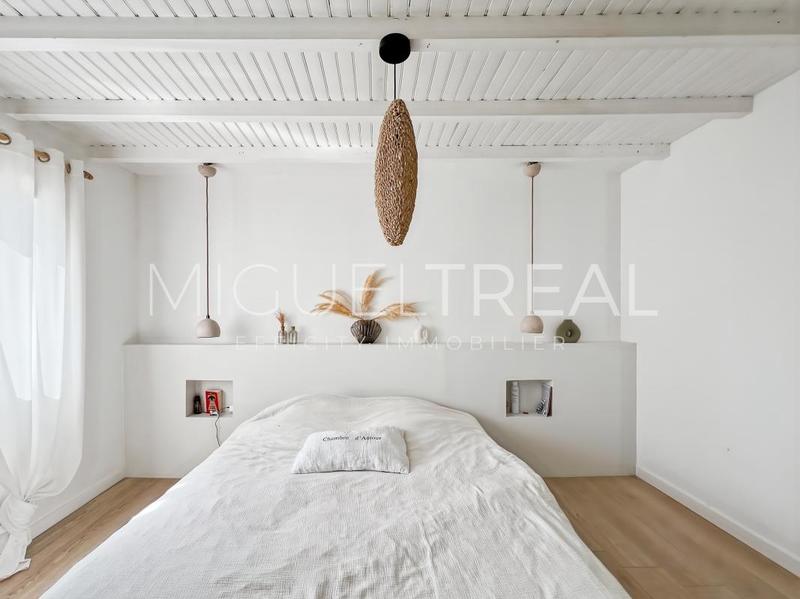 Appartement - 90 m² - 4 pièces