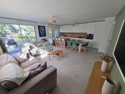 Appartement - 107 m² - 4 pièces