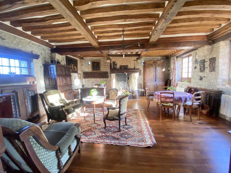 Maison - 145 m² - 5 pièces