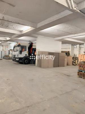 Entrepôt - 2 780 m² - 1 pièce