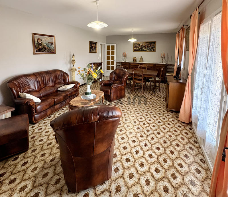 Maison - 95 m² - 6 pièces