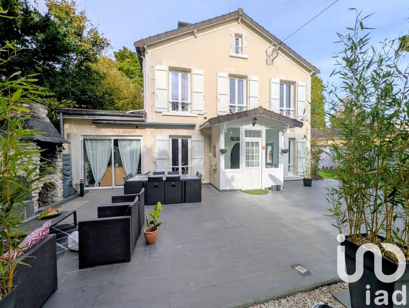 Maison - 140 m² - 7 pièces