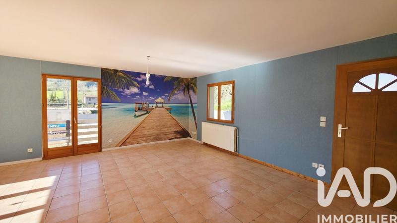 Maison - 99 m² - 4 pièces