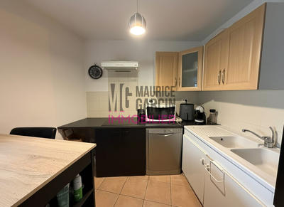 Appartement - 60 m² - 2 pièces