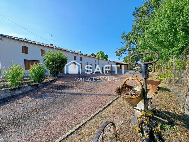 Maison - 214 m² - 8 pièces