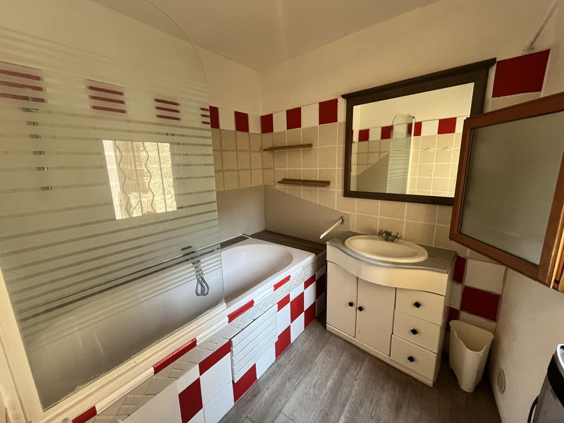 Maison de village - 95 m² - 4 pièces