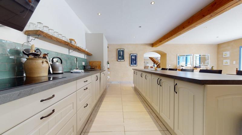 Maison traditionnelle - 514 m² - 15 pièces