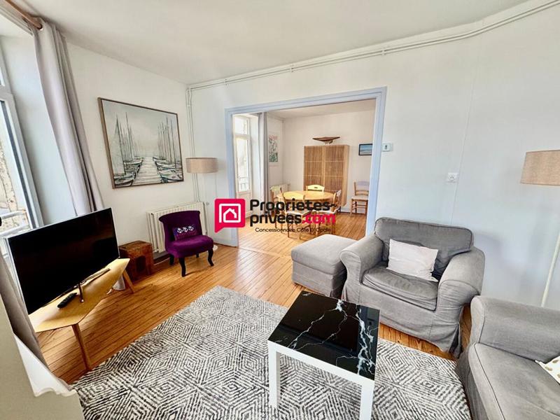 Appartement - 93 m² - 5 pièces