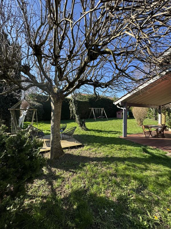 Maison - 159 m² - 5 pièces