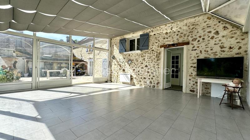 Maison ancienne - 268 m² - 12 pièces