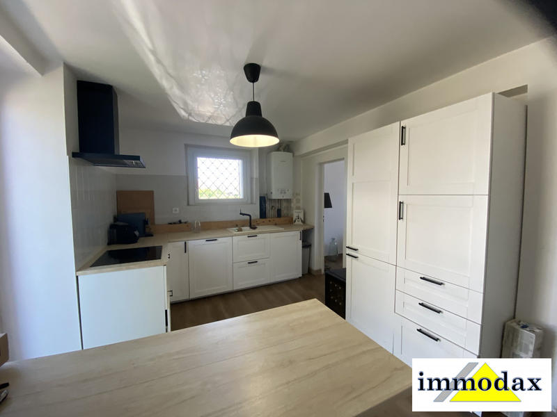 Appartement - 80 m² - 3 pièces