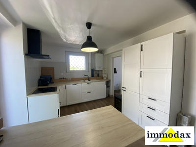 Appartement - 80 m² - 3 pièces