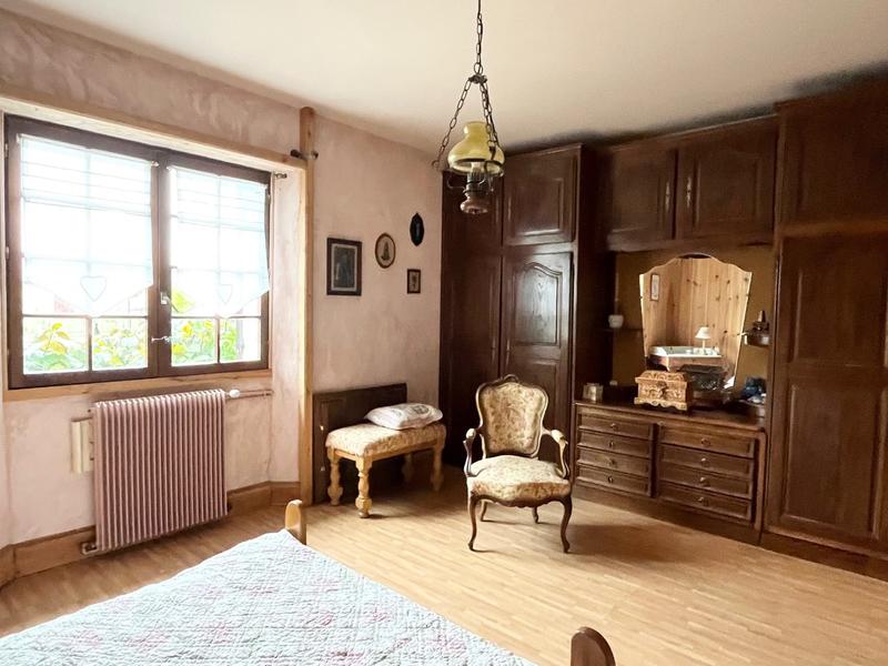 Maison traditionnelle - 191 m² - 6 pièces