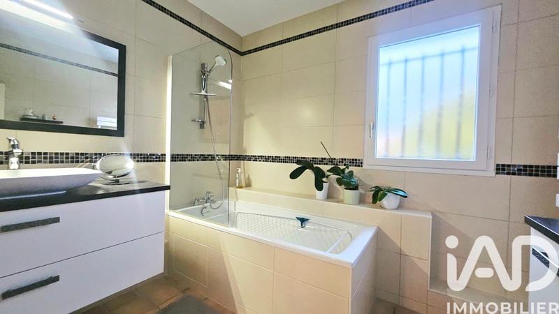 Maison - 190 m² - 6 pièces