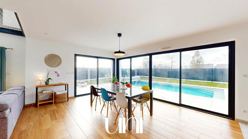 Maison - 178 m² - 6 pièces