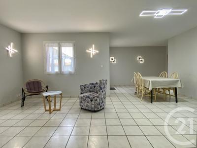 Maison de village - 190 m² - 7 pièces