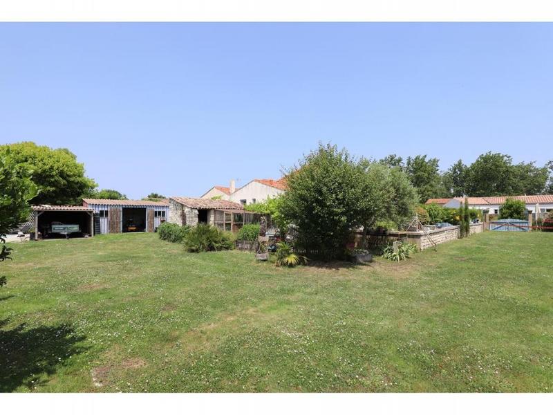 Maison - 189 m² - 13 pièces