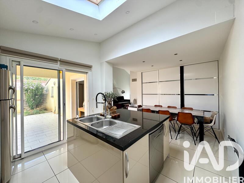 Maison - 101 m² - 4 pièces