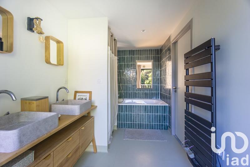 Maison - 156 m² - 7 pièces