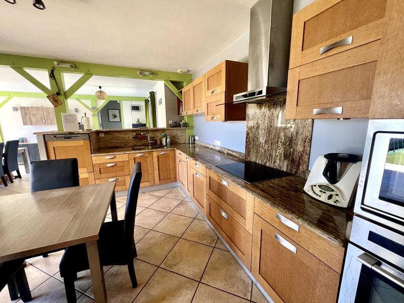 Maison - 150 m² - 7 pièces