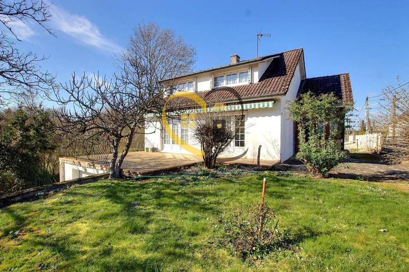 Maison - 149 m² - 7 pièces
