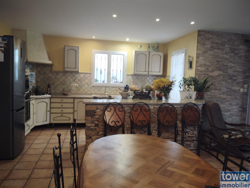 Maison de village - 137 m² - 7 pièces