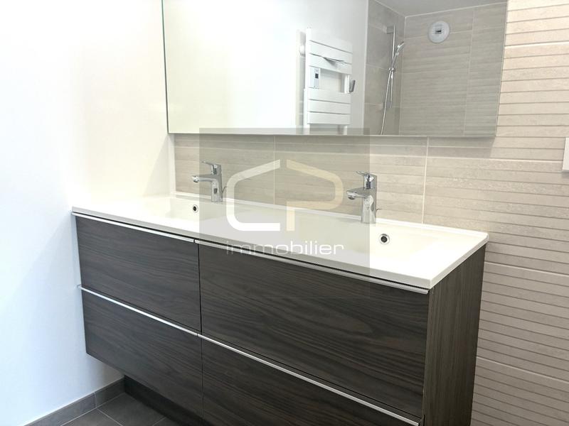 Appartement - 89 m² - 4 pièces