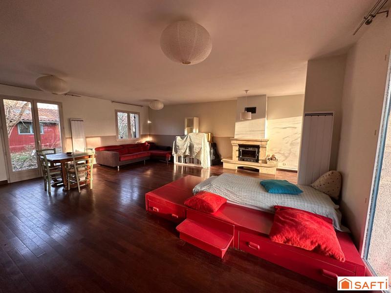 Maison - 96 m² - 4 pièces