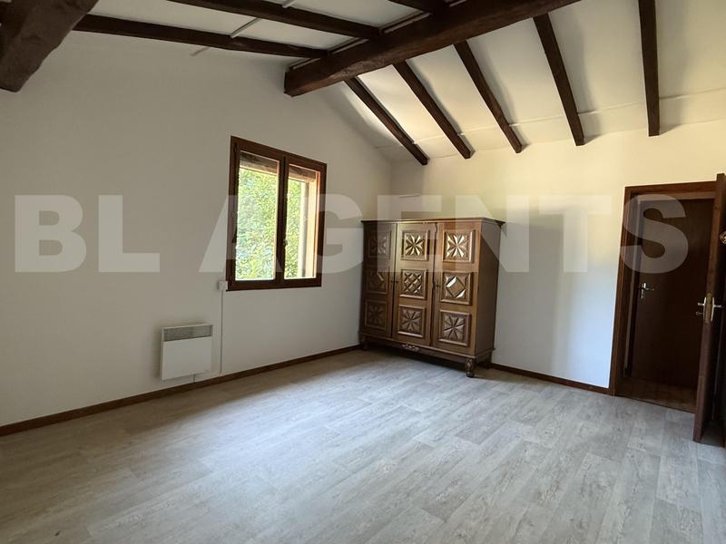 Maison traditionnelle - 132 m² - 6 pièces