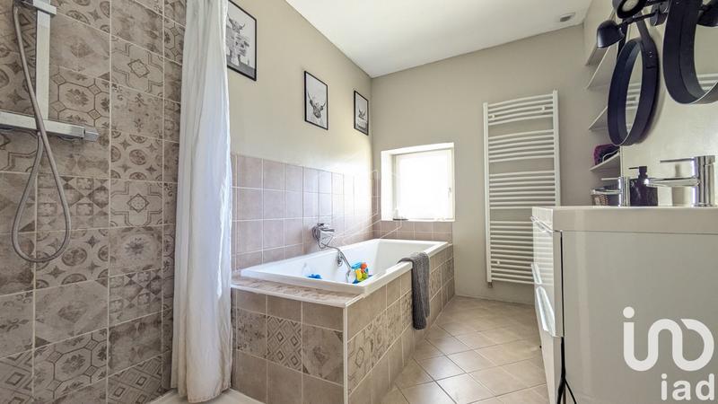 Maison - 140 m² - 5 pièces