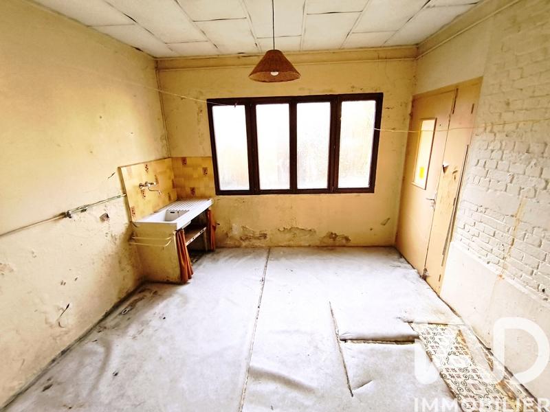 Maison - 198 m² - 8 pièces