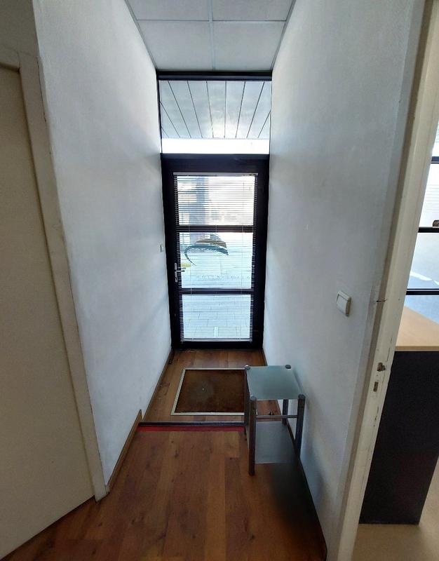 Bureau - 63 m² - 5 pièces