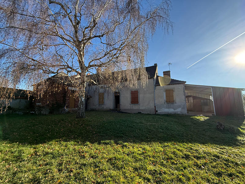 Maison - 104 m² - 10 pièces