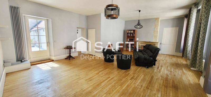 Maison - 203 m² - 7 pièces