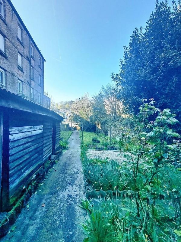 Maison - 158 m² - 8 pièces