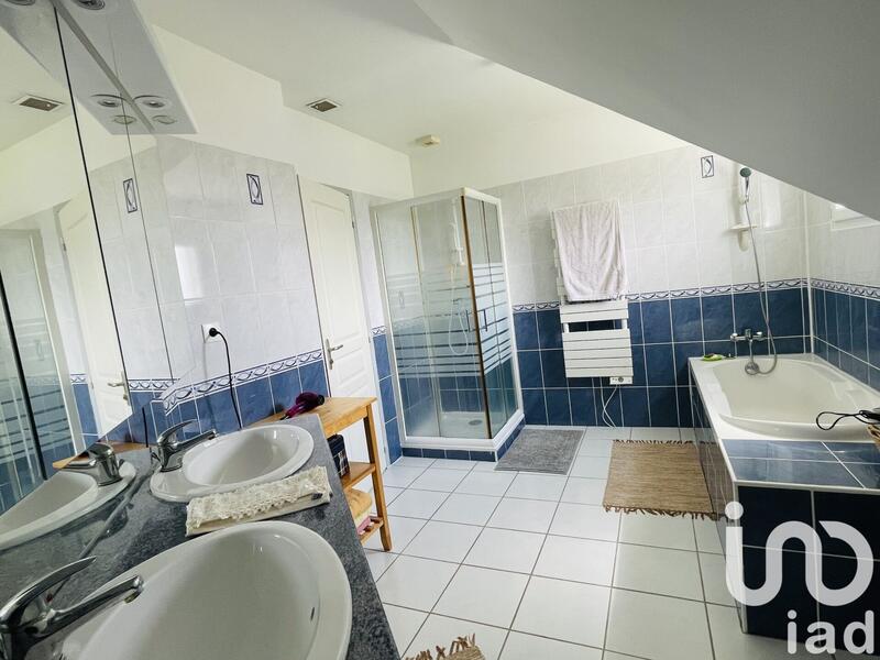 Maison - 133 m² - 7 pièces