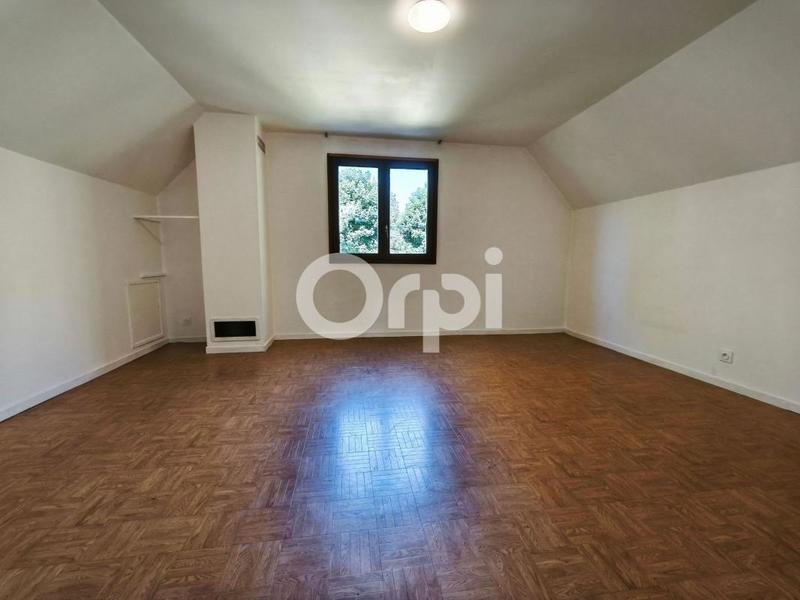 Maison - 143 m² - 5 pièces