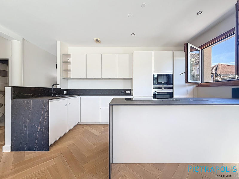 Villa - 189 m² - 5 pièces