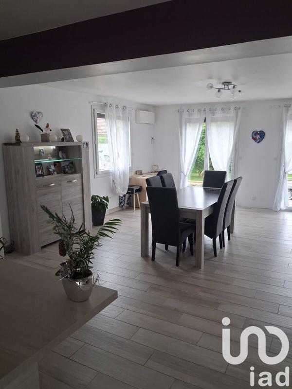 Maison - 215 m² - 7 pièces