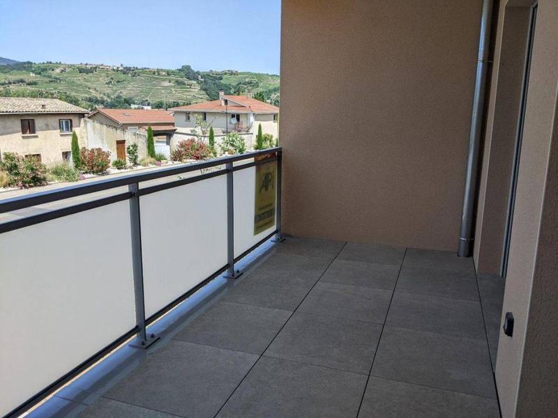 Appartement - 67 m² - 2 pièces