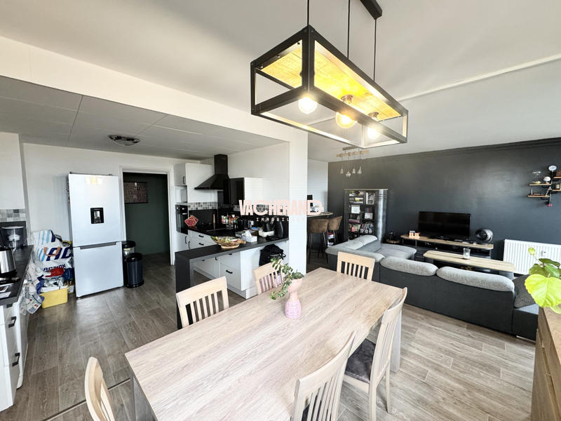 Appartement - 94 m² - 3 pièces